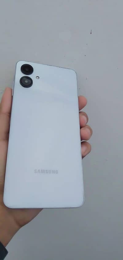 Samsung Mobile A06