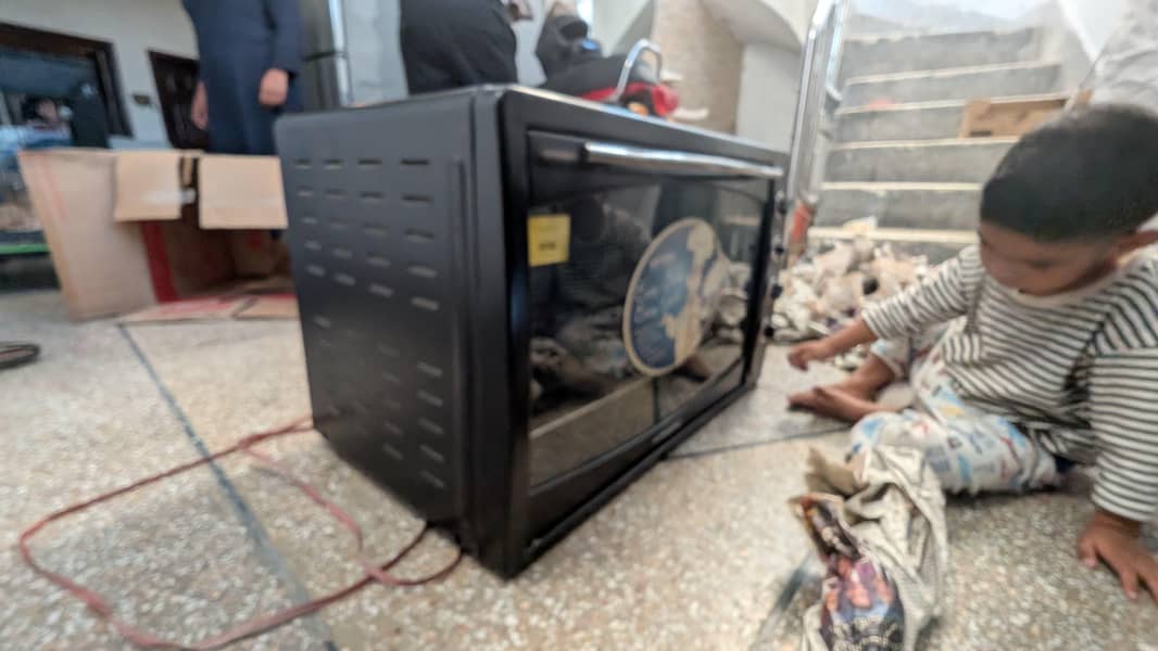 Microwave oven 6