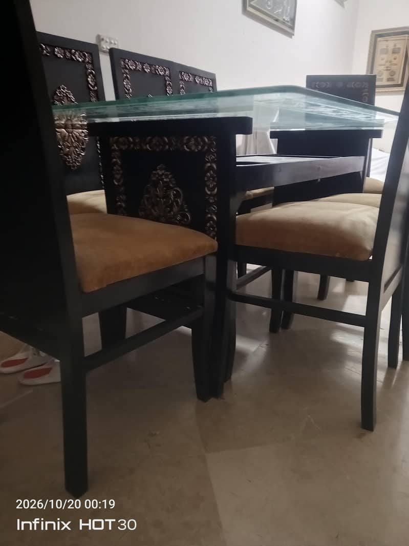 8 seater dinning table 4