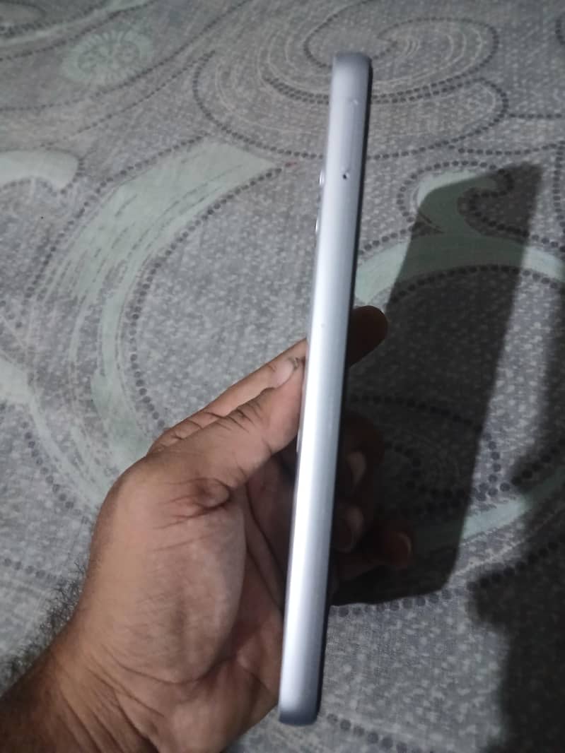 Samsung Mobile A05 6