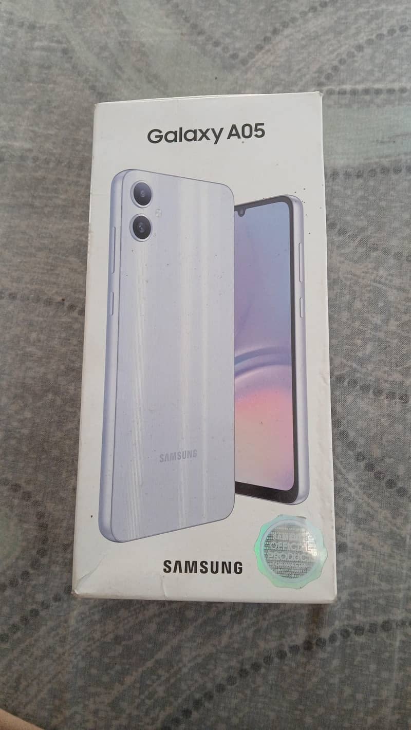 Samsung Mobile A05 8