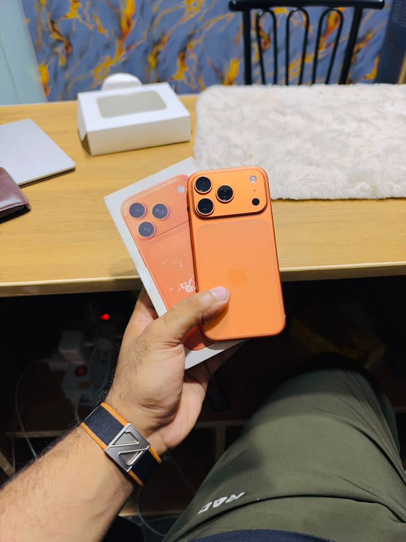 Iphone 17 pro 10/9 condition 0