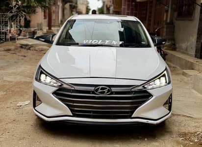 Hyundai Elantra 2023