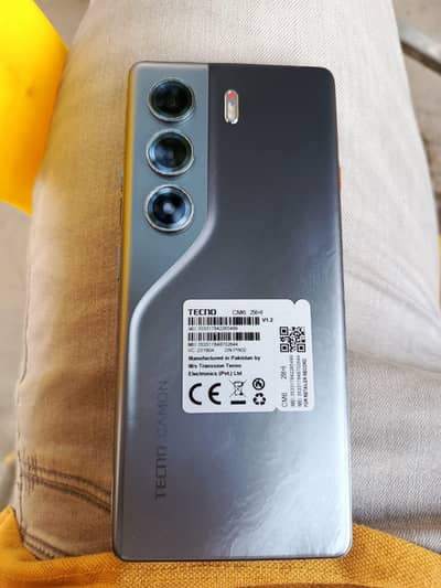 Tecno CAMON 40 Pro