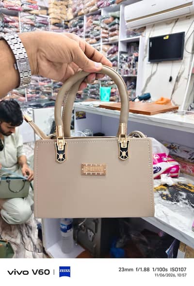 beautiful artical and brand new bags for sale