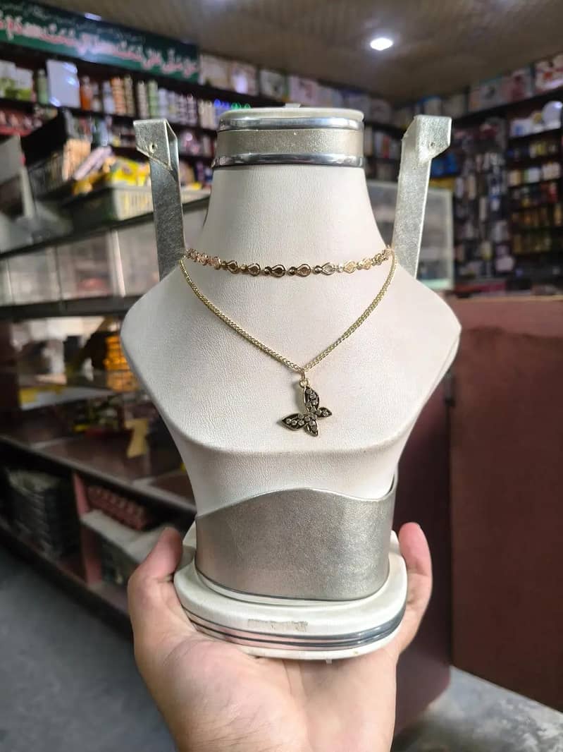 Necklace 1