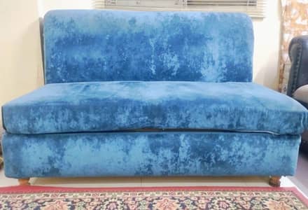 Blue 3 Seater Sofa in very good condition for sale urgently