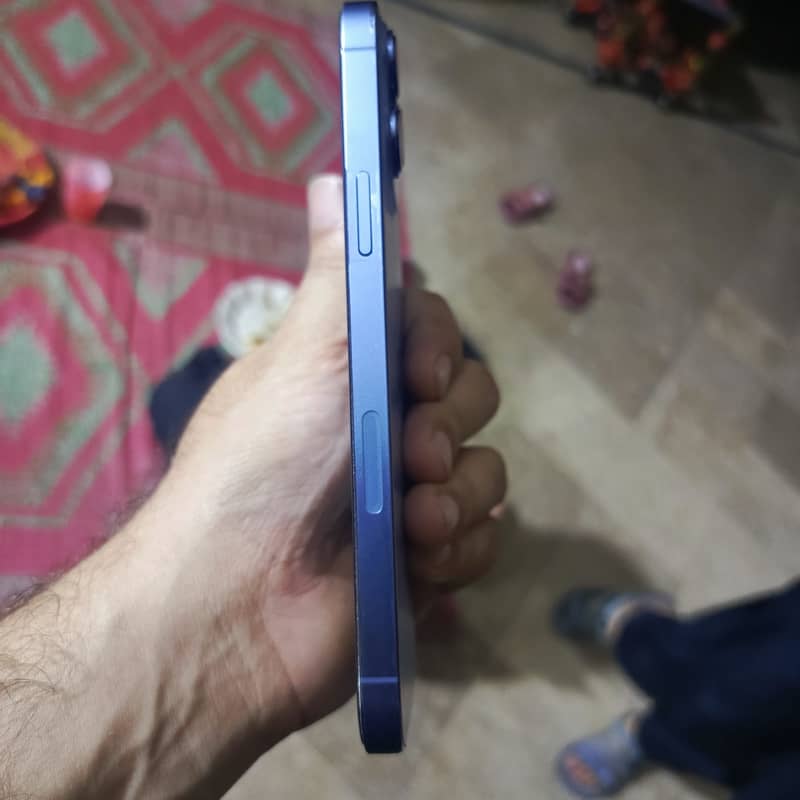 Apple iPhone 13 Pro Max 6