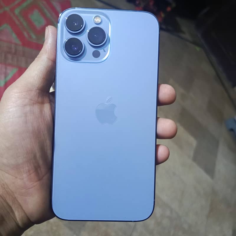 Apple iPhone 13 Pro Max 8