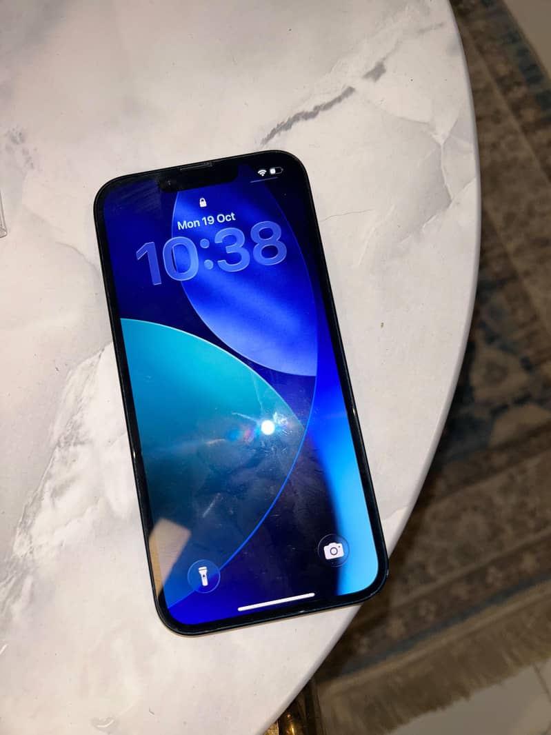 Apple iPhone 14 13