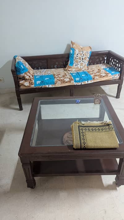5 Seater Pure Sheesham Wood Decent design Sofa Set with Center Table