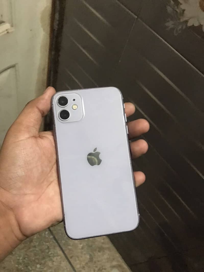 Apple iPhone 11 0
