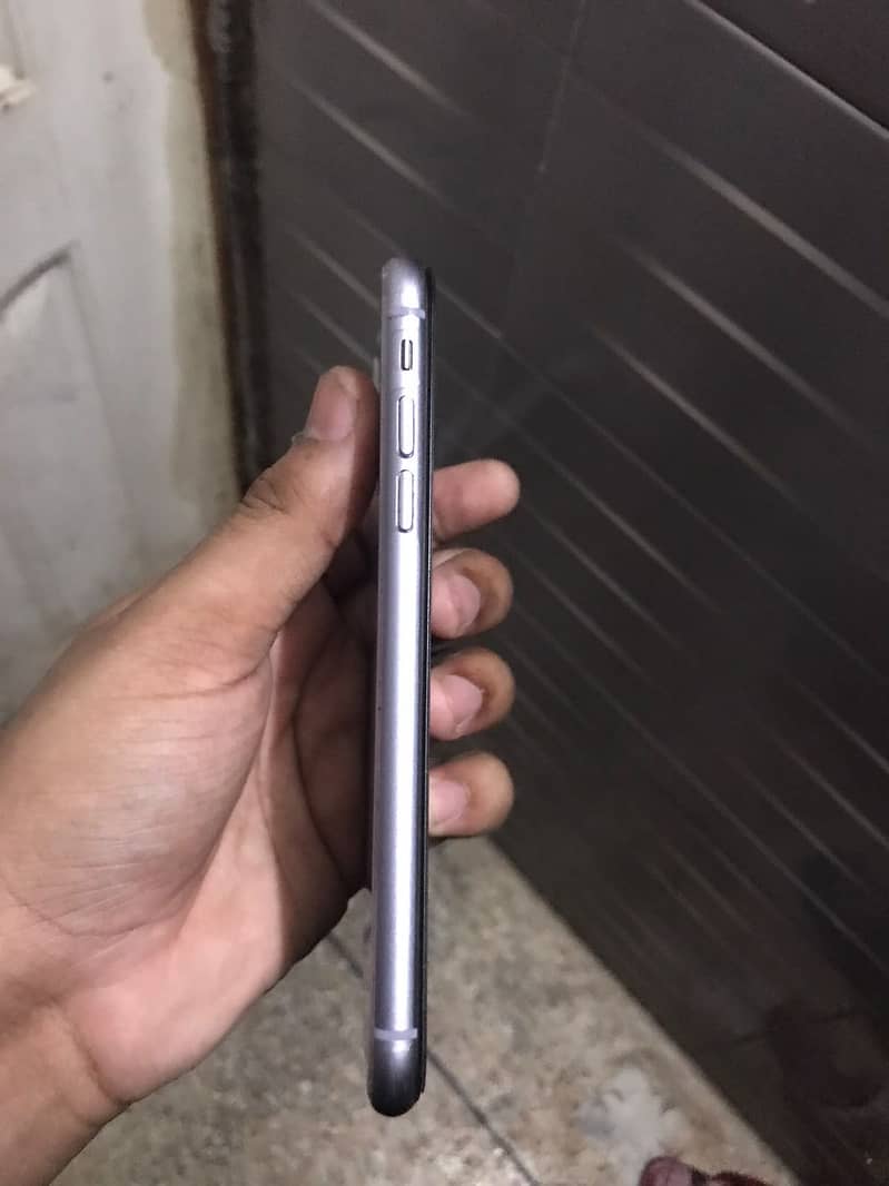 Apple iPhone 11 2