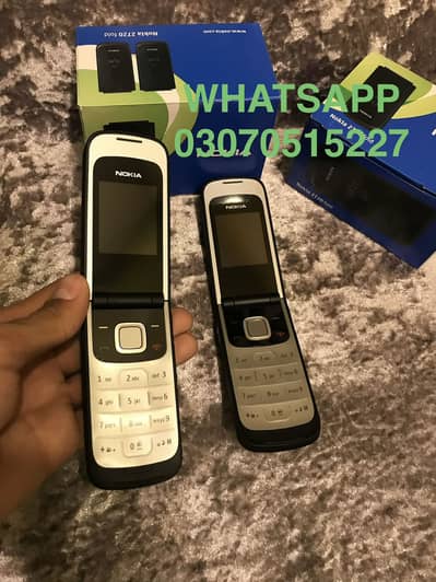 Nokia 2720 Flip