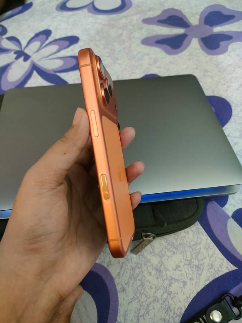 Apple iPhone 17 Pro 2