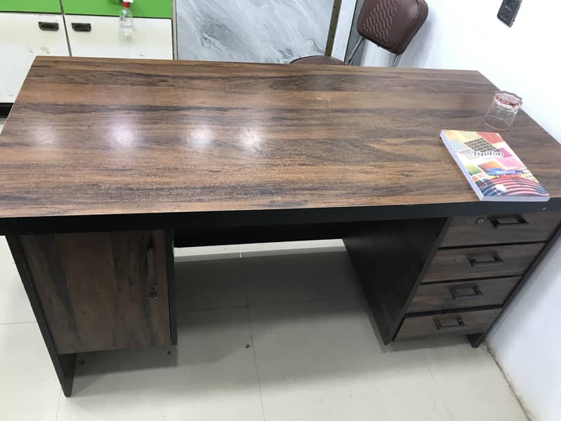 sell office table 0