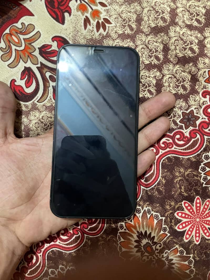 Apple iPhone 12 2