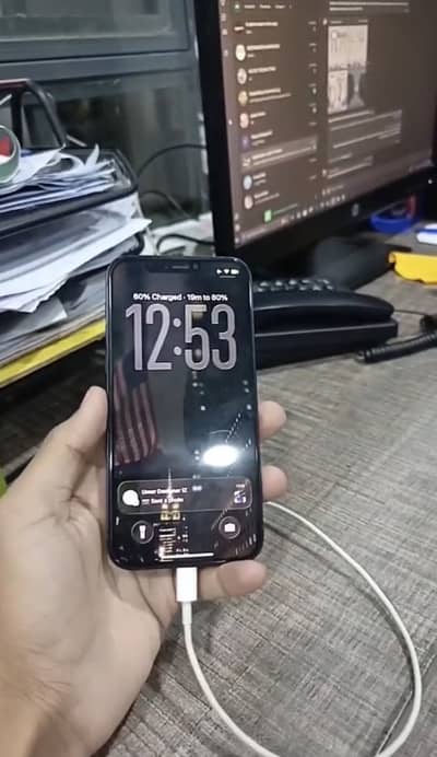 Apple iPhone 12
