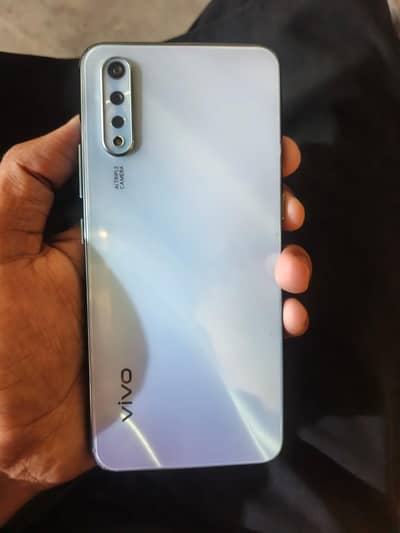 Vivo S1
