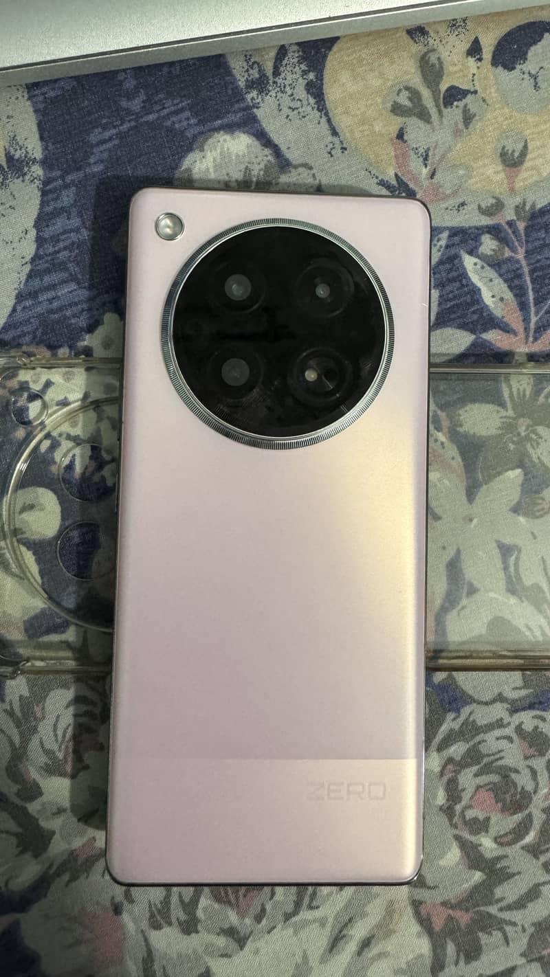 Infinix Zero 40 0