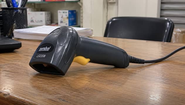 Symbol LS2208 Barcode Reader 0