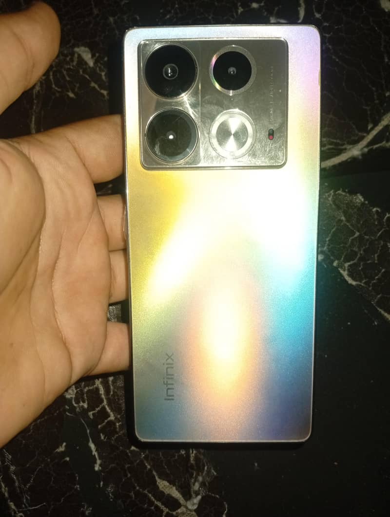 Infinix Note 40 2