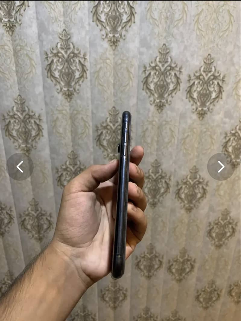 Apple iPhone XR 2