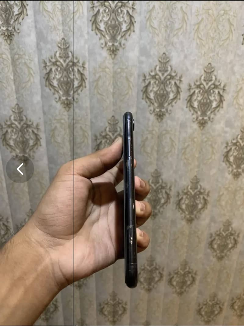 Apple iPhone XR 3