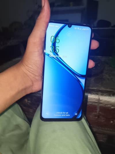 Realme C61