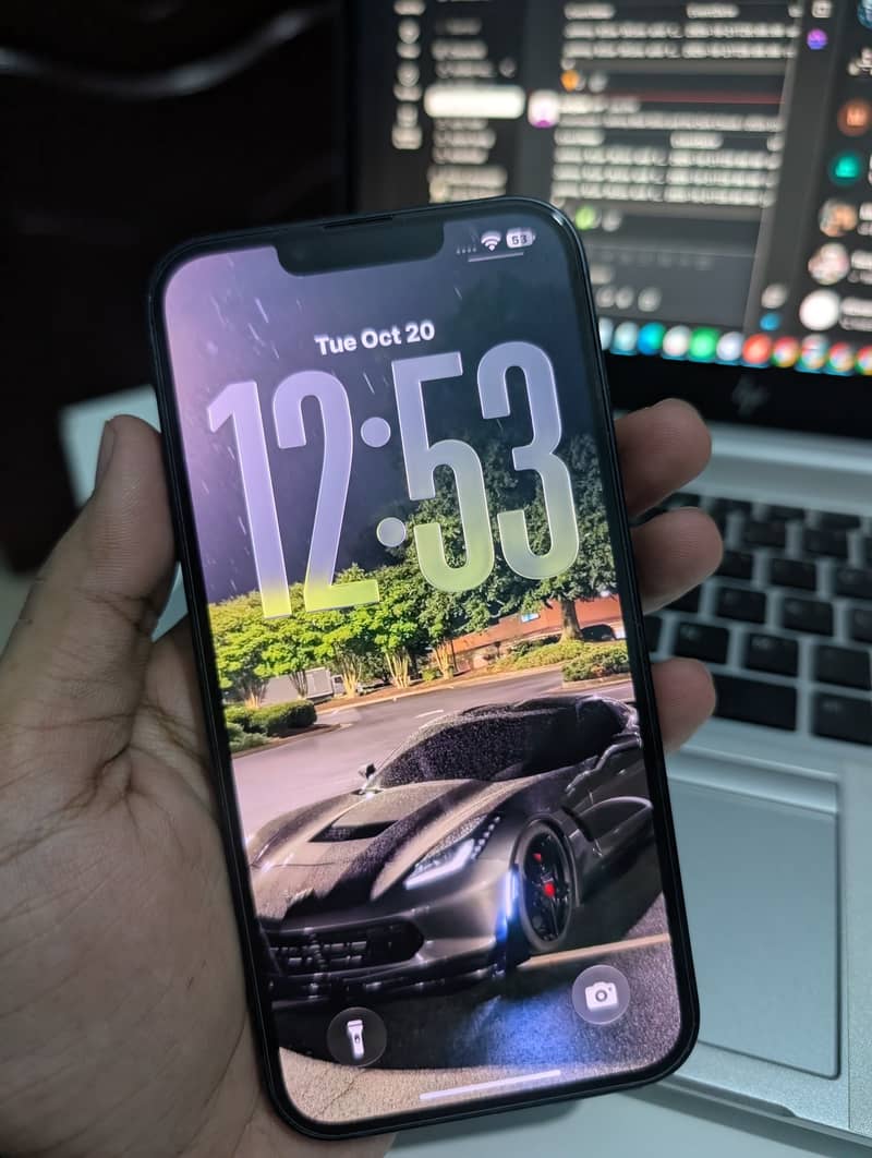 Apple iPhone 13 1