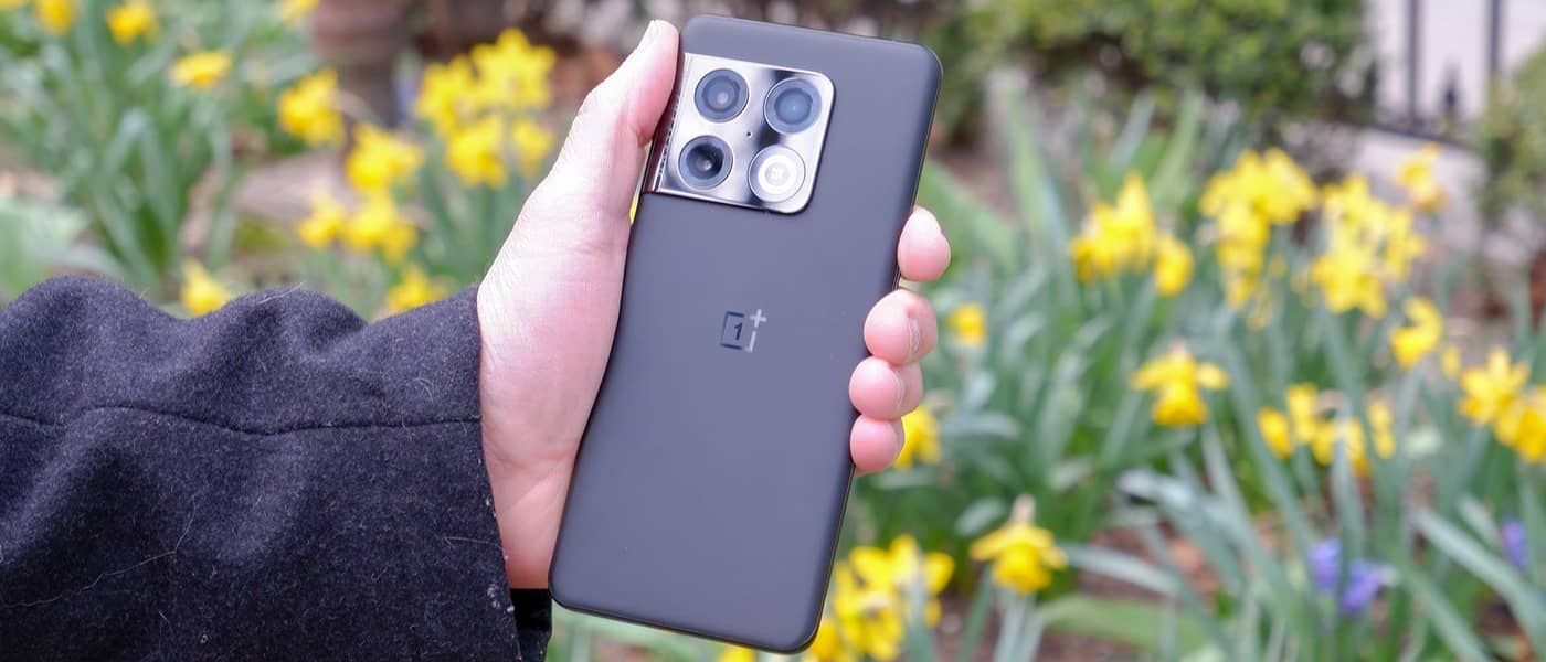 One Plus 10 Pro 1