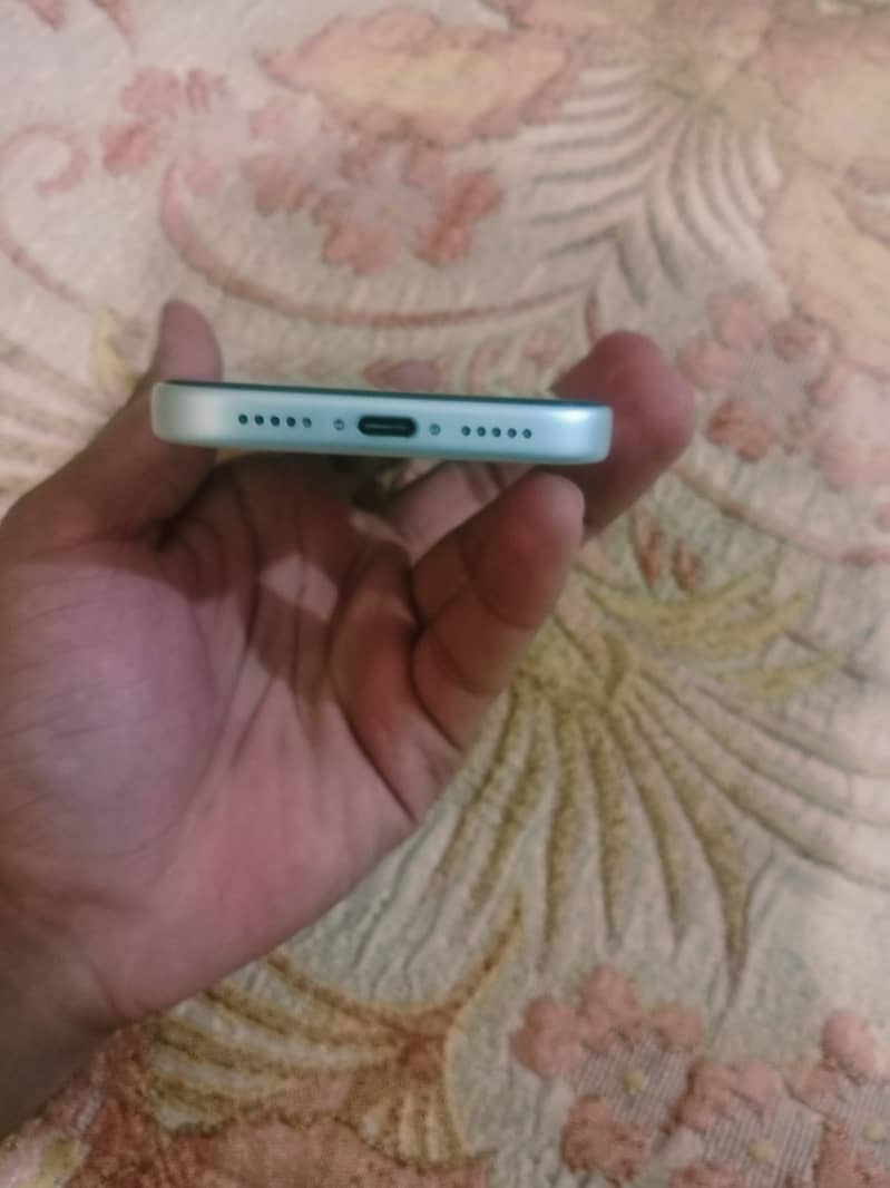 Apple iPhone 17 Pro 4