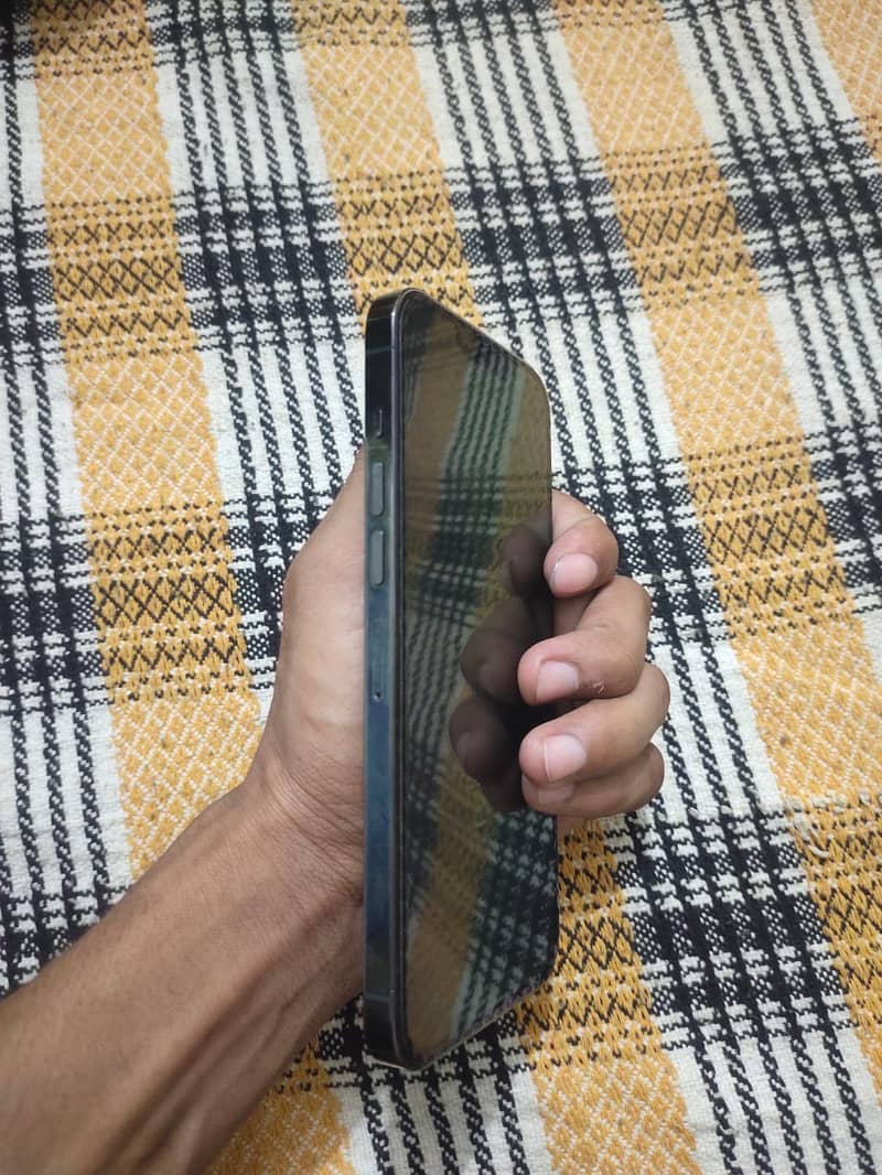 iphone 13pro max 3