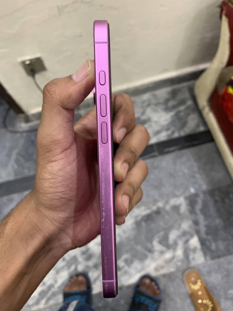 Apple iPhone 16 Plus 6