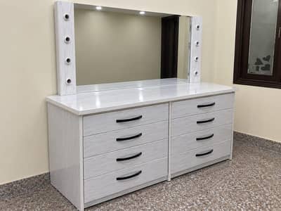 white dressing table with lights and drawers