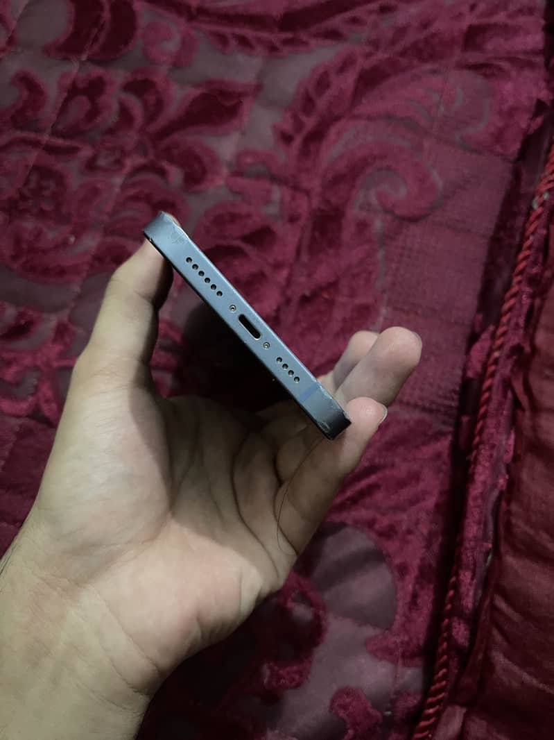 Apple iPhone 14 plus 4