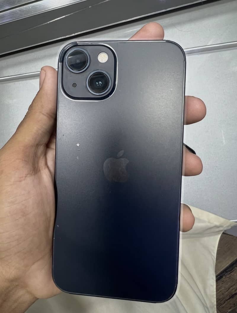 Apple iPhone 13 0