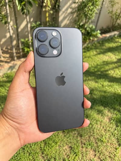 Apple iPhone 16 Pro Max