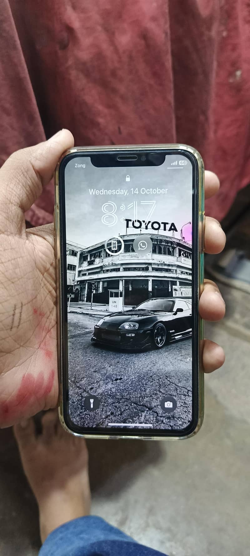 Apple iPhone X 3