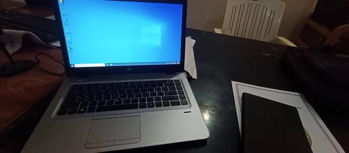 HP A8-8600B R6 10 cores 8gb 512 gb