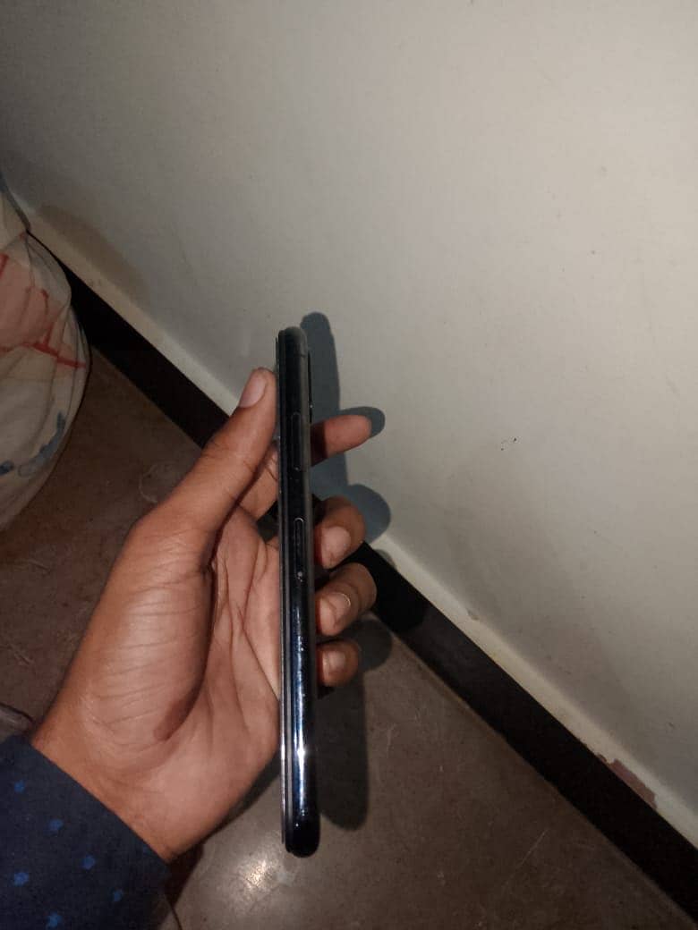Apple iPhone X 5
