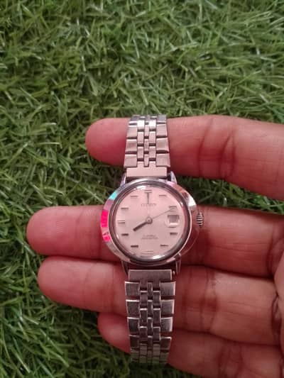 citizen handwinding vintage watch