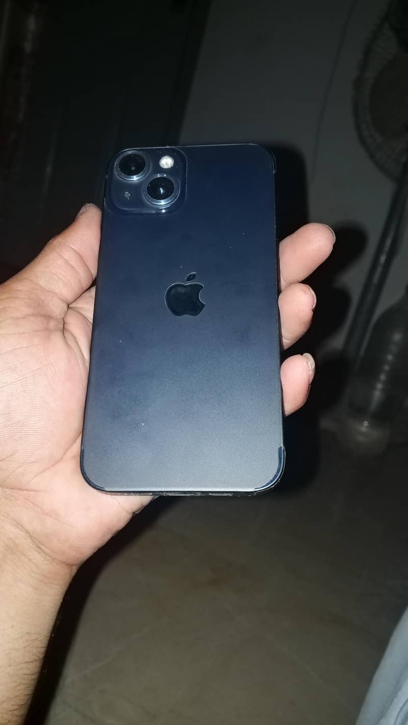 Apple iPhone 13 1