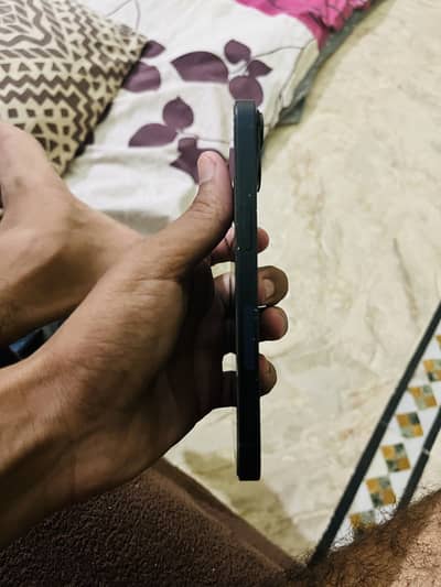 iPhone 14 LlA model 10/10 All okay battery 88 orginal battery