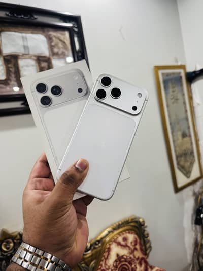 Apple iPhone 17 Pro Max jv 256 gb with box