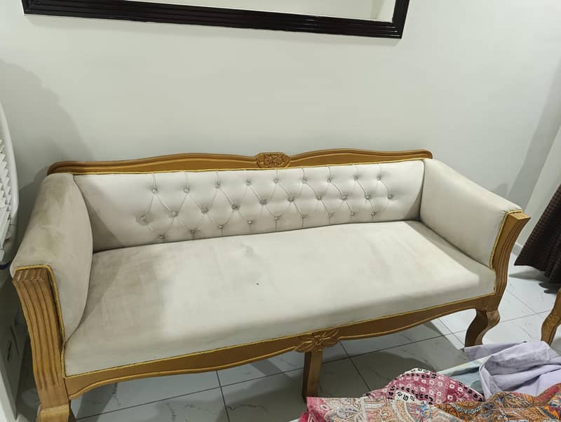 5 seater sofa 0