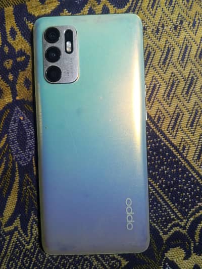 OPPO Reno 6
