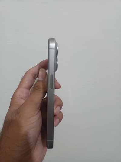 Apple iPhone 15 Pro
