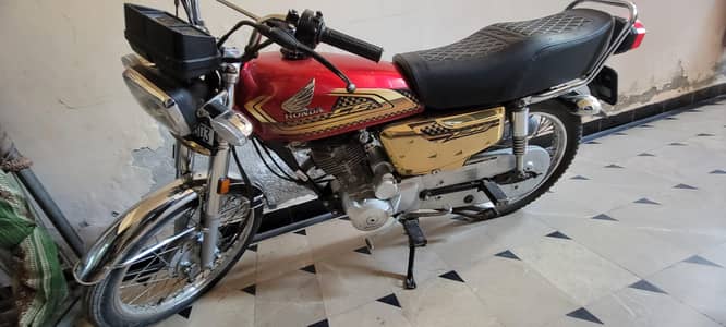 HONDA 125 SPECIAL EDITION GOLD