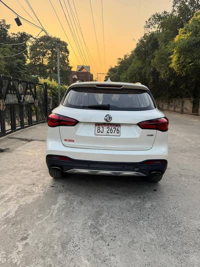 MG HS 2021